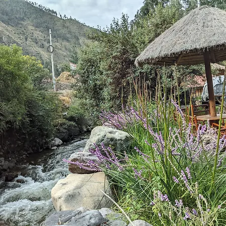 Full Moon Eco Lodge